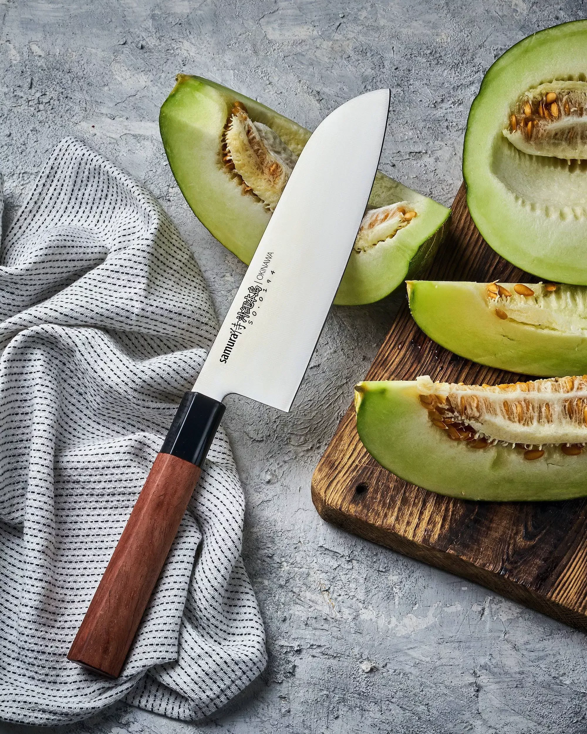Japoński nóż Santoku Samura Okinawa 17,5 cm AUS-8 Palisander