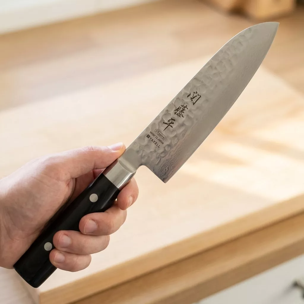 Yaxell nóż kuchenny Santoku 16,5 cm damast VG10